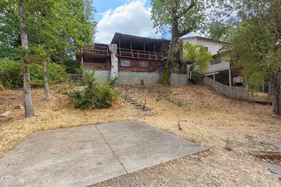 1434 NW Hawthorne Avenue, Grants Pass, OR 97526 - Photo 29
