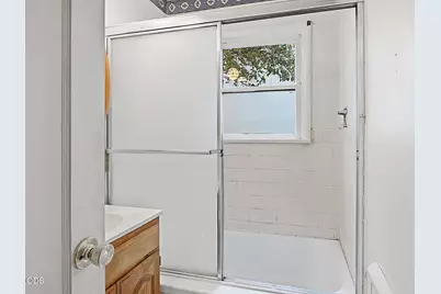 1434 NW Hawthorne Avenue, Grants Pass, OR 97526 - Photo 13