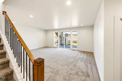 5609 Fallbrook Lane, Medford, OR 97504 - Photo 37