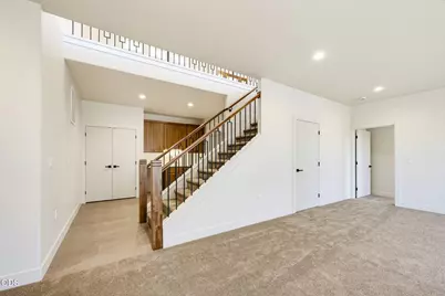 5609 Fallbrook Lane, Medford, OR 97504 - Photo 43