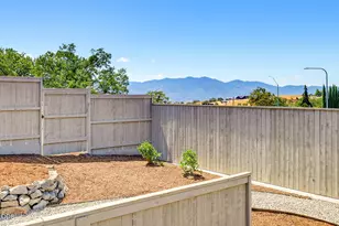 5609 Fallbrook Ln, Medford, OR 97504 - Photo 67