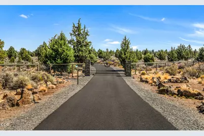 60870 Billadeau Road, Bend, OR 97702 - Photo 3