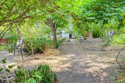 2260 Old Highway 99 S, Ashland, OR 97520 - Photo 51