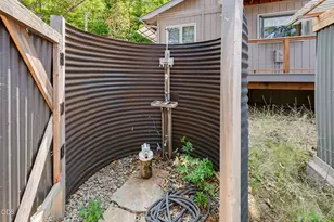 2260 Old Hwy 99 S, Ashland, OR 97520 - Photo 27