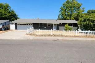 7875 Gladstone Ave, White City, OR 97503 - Photo 1