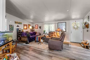 185 NW Harwood St, Prineville, OR 97754 - Photo 9