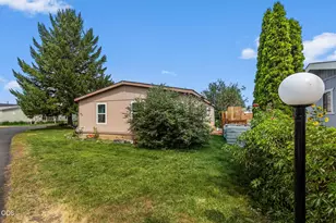 185 NW Harwood St, Prineville, OR 97754 - Photo 3