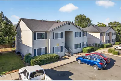 2154 Crater Lake Avenue, Medford, OR 97504 - Photo 11