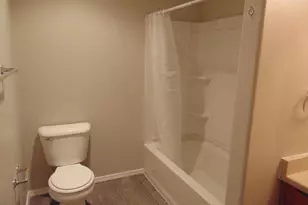 2154 Crater Lake Ave, Medford, OR 97504 - Photo 9