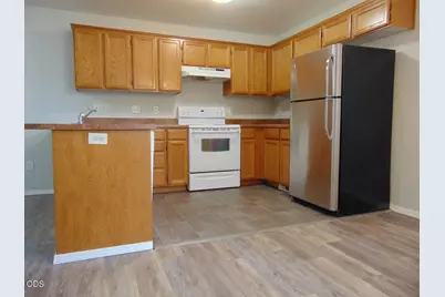 2154 Crater Lake Avenue, Medford, OR 97504 - Photo 5