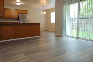 2154 Crater Lake Ave, Medford, OR 97504 - Photo 7