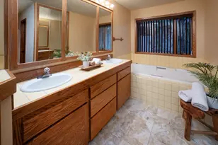 57716 Vine Maple Ln, Sunriver, OR 97707 - Photo 13