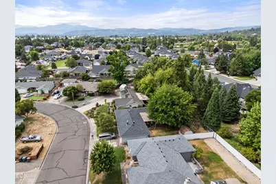 95 Donna Way, Central Point, OR 97502 - Photo 39