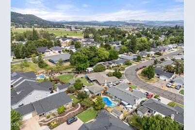 95 Donna Way, Central Point, OR 97502 - Photo 43