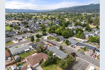 95 Donna Way, Central Point, OR 97502 - Photo 45
