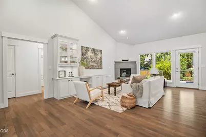 63106 Layton Avenue, Bend, OR 97701 - Photo 7