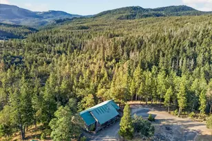 10001 E Antelope Rd, Eagle Point, OR 97524 - Photo 45