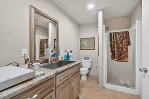 10001 E Antelope Rd, Eagle Point, OR 97524 - Photo 29