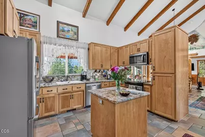 10001 E Antelope Road, Eagle Point, OR 97524 - Photo 11