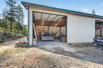10001 E Antelope Road, Eagle Point, OR 97524 - Photo 21