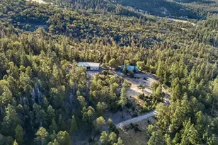 10001 E Antelope Rd, Eagle Point, OR 97524 - Photo 53