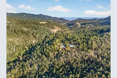 10001 E Antelope Road, Eagle Point, OR 97524 - Photo 47