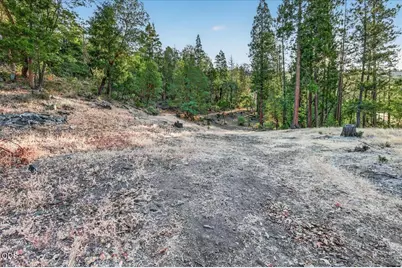 10001 E Antelope Road, Eagle Point, OR 97524 - Photo 41