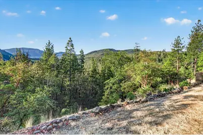 10001 E Antelope Road, Eagle Point, OR 97524 - Photo 43