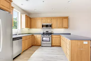 2234 Dollarhide Way, Ashland, OR 97520 - Photo 13