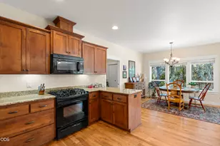 803 Buck Point St, Central Point, OR 97502 - Photo 13