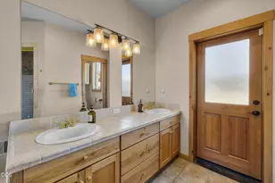 18108 Fadjur Ln, Sisters, OR 97759 - Photo 33