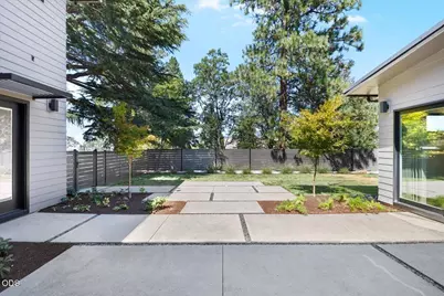 619 Elkader Street, Ashland, OR 97520 - Photo 47