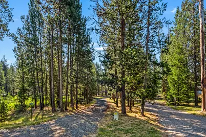 17333 & 17339 Guss Way, Bend, OR 97707 - Photo 15