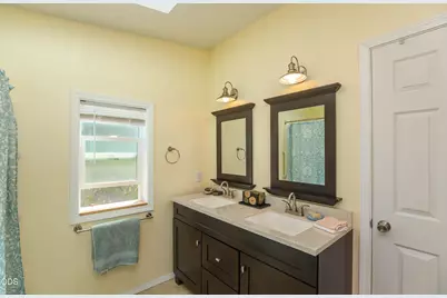 1289 Nadia Way, Central Point, OR 97502 - Photo 17
