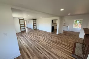 31474 Hwy 70, Bonanza, OR 97623 - Photo 3