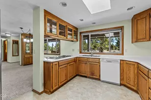 64741 Sylvan Loop, Bend, OR 97701 - Photo 9
