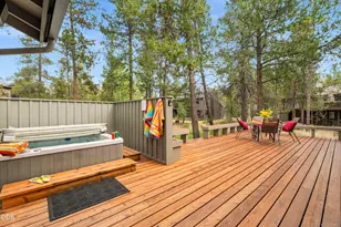 17900 Red Cedar Ln, Sunriver, OR 97707 - Photo 3