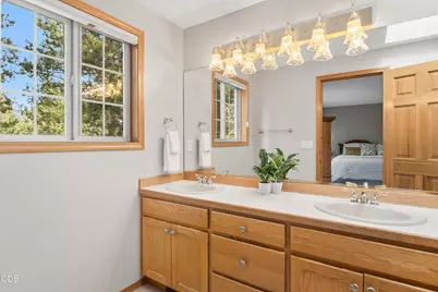 17900 Red Cedar Lane #5, Sunriver, OR 97707 - Photo 11