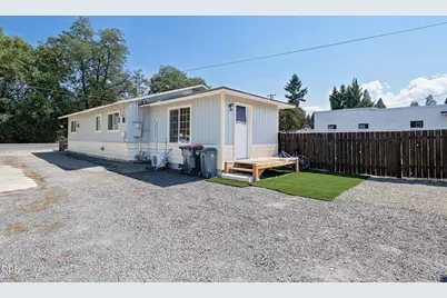 2921 Table Rock Road, Medford, OR 97501 - Photo 3