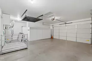 1736 NW Nickernut Pl, Redmond, OR 97756 - Photo 23