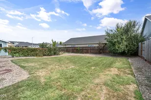 1827 Lillian St, Medford, OR 97501 - Photo 25