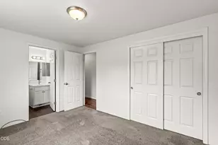1827 Lillian St, Medford, OR 97501 - Photo 19