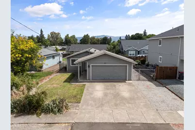 1827 Lillian Street, Medford, OR 97501 - Photo 1