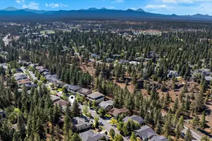 478 NW Flagline Dr, Bend, OR 97703 - Photo 45