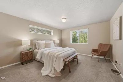 19689 Harvard Place, Bend, OR 97702 - Photo 17