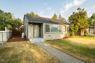 947 SW 14th St, Redmond, OR 97756 - Photo 3