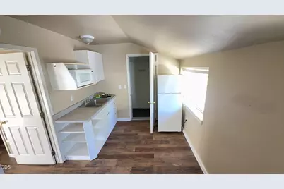 947 SW 14th Street, Redmond, OR 97756 - Photo 23