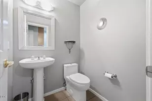 438 NW 19th, Redmond, OR 97756 - Photo 17