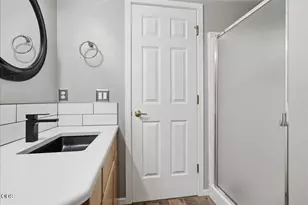 438 NW 19th, Redmond, OR 97756 - Photo 35