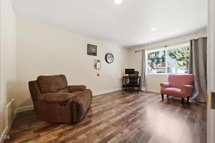 438 NW 19th, Redmond, OR 97756 - Photo 19